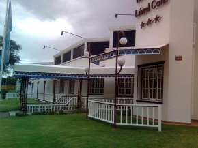 Гостиница Hotel Lihuel Calel  Санта Роса